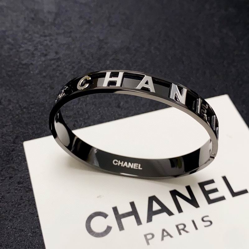 Chanel Bracelet 07yxs27